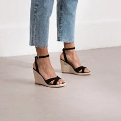 Espadrilles à Brides Croisées En Velours Noir -Xoxo Boutique 01W004234C.1694451451