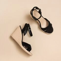 Espadrilles à Brides Croisées En Velours Noir -Xoxo Boutique 01W004234E.1694451451