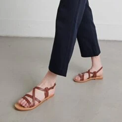 Sandales à Brides Croisées En Cuir Cognac