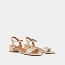 Sandales à Talons Carrés En Reptile Métallisé Or 12 Sandales à Talons Carrés En Reptile Métallisé Or -Xoxo Boutique 01W005873D.1708516757