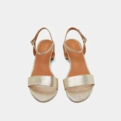 Sandales à Talons Carrés En Reptile Métallisé Or 15 Sandales à Talons Carrés En Reptile Métallisé Or -Xoxo Boutique 01W005873G.1708516758