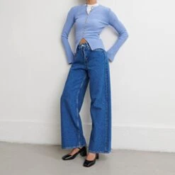 Babies à Talons Carrés En Cuir Verni Noir