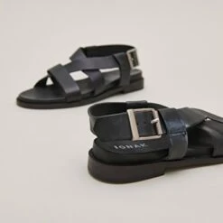 Sandales à Brides épaisses En Cuir Noir 12 Sandales à Brides épaisses En Cuir Noir -Xoxo Boutique 01W006756E.1694454595