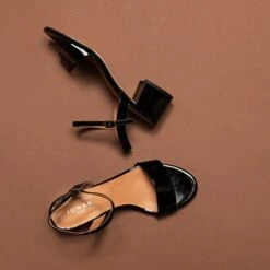 Sandales à Talons Carrés En Cuir Verni Noir -Xoxo Boutique 01W007300E.1694468186