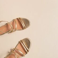 Sandales Plates à Brides Et Lanières En Cuir Métallisé Platine -Xoxo Boutique 01W007344E.1694468315