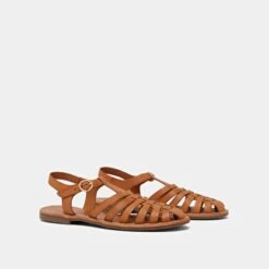 Sandales à Brides Ajourées Et Bouts Ferm... En Cuir Camel -Xoxo Boutique 01W007366D.1694468374