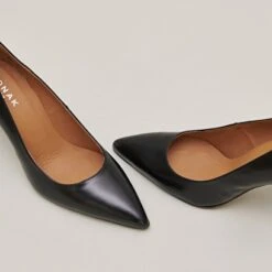 Escarpins Pointus à Talons En Cuir Noir 12 Escarpins Pointus à Talons En Cuir Noir -Xoxo Boutique 01W007841E.1698943037