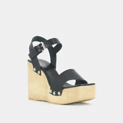 Sandales à Talons Compensés Et Détails Argentés En Cuir Noir -Xoxo Boutique 01W007850D.1694469520