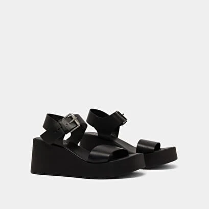 Sandales à Semelles Compensées En Cuir Noir 6 Sandales à Semelles Compensées En Cuir Noir – Image 4