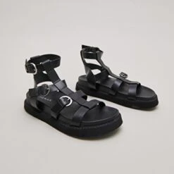 Sandales à Brides Et Semelles épaisses En Cuir Glacé Noir -Xoxo Boutique 01W007930C.1694469691