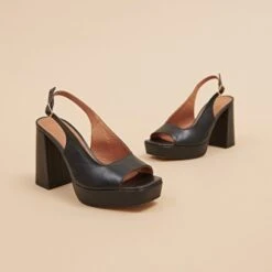 Escarpins à Bouts Ouverts Carrés Et Talons Hauts En Cuir Noir -Xoxo Boutique 01W007933C.1708516779