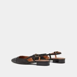 Ballerines Ouvertes En Vernis Et Cuir Noir -Xoxo Boutique 01W008302F.1694470649