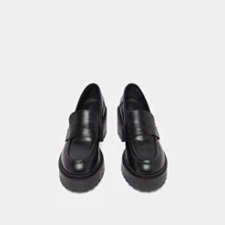 Mocassins à Talons Et Semelles Crantées... En Cuir Glacé Noir -Xoxo Boutique 01W008318G.1694470717