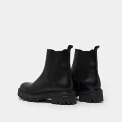 Boots à Semelles Crantées Et élastiques En Cuir Noir -Xoxo Boutique 01W008340F.1694470785