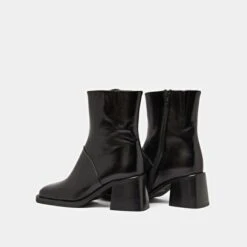 Bottines à Bouts Carrés Et Coutures Apparentes En Cuir Noir -Xoxo Boutique 01W008431F.1694471019