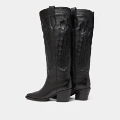 Bottes à Talons épais Et Surpiqures Apparentes En Cuir Grainé Noir 13 Bottes à Talons épais Et Surpiqures Apparentes En Cuir Grainé Noir -Xoxo Boutique 01W008505F.1694503502