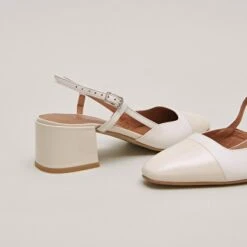 Babies à Talons Ouverts En Vernis Et Cuir écru -Xoxo Boutique 01W008550E.1694503631