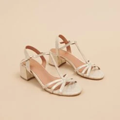 Sandales à Talons Et Bouts Ouverts En Velours Laminé Platine