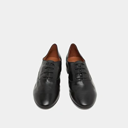 Derbies à Talons Plats En Cuir Noir 9 Derbies à Talons Plats En Cuir Noir – Image 7
