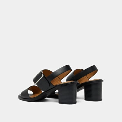 Sandales à Talons Et Brides En Cuir Noir 8 Sandales à Talons Et Brides En Cuir Noir – Image 6