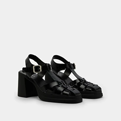 Sandales à Talons Et Bouts Carrés En Vernis Noir 6 Sandales à Talons Et Bouts Carrés En Vernis Noir – Image 4