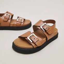 Sandales à Double Boucles En Cuir Glacé Cognac -Xoxo Boutique 01W008645E.1694503880