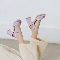 Sandales à Brides Et Plateformes En Vernis Lilas -Xoxo Boutique 01W008664C.1694503951