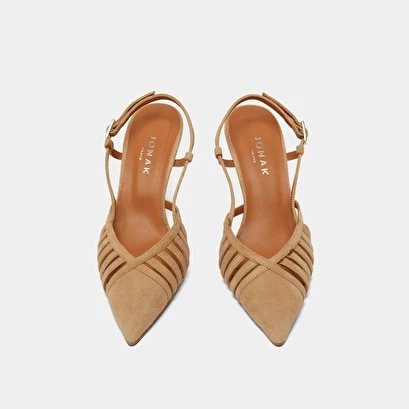 Escarpins à Bouts Pointus Et Détails Ajourés En Velours Camel 9 Escarpins à Bouts Pointus Et Détails Ajourés En Velours Camel – Image 7