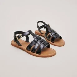 Sandales Plates Tressées En Vernis Noir