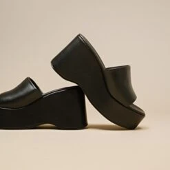 Mules Ouvertes à Plateformes En Cuir Noir