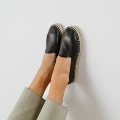 Espadrilles En Cuir Grainé Noir