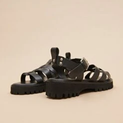 Sandales Ouvertes En Cuir Noir -Xoxo Boutique 01W008803E.1708517094