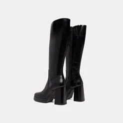 Bottes à Talons Et Bouts Carrés En Cuir Vieilli Noir 14 Bottes à Talons Et Bouts Carrés En Cuir Vieilli Noir -Xoxo Boutique 01W008862F.1694504613