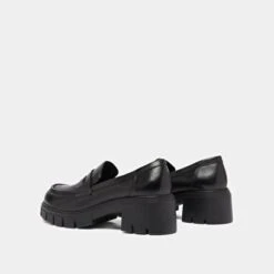 Mocassins à Talons Et Semelles Crantées En Cuir Noir 13 Mocassins à Talons Et Semelles Crantées En Cuir Noir -Xoxo Boutique 01W008866F.1698943171