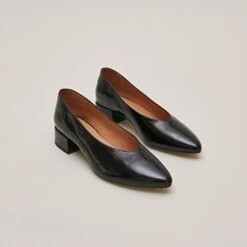 Ballerines à Talons Et Bouts Pointus En Cuir Brillant Noir -Xoxo Boutique 01W008927E.1694504815