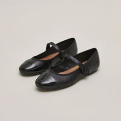 Ballerines à Brides En Cuir Noir