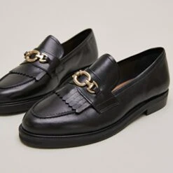 Mocassins à Boucles Dorées En Cuir Noir -Xoxo Boutique 01W008982E.1694504967