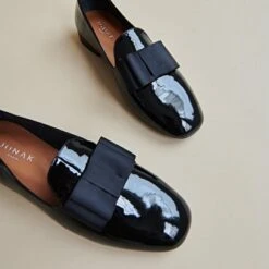 Ballerines à Bouts Arrondis En Cuir Verni Noir -Xoxo Boutique 01W008986E.1694504978