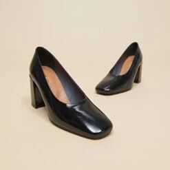 Escarpins à Bouts Pointus En Cuir Brillant Noir -Xoxo Boutique 01W008987E.1698942898