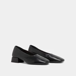 Ballerines à Petits Talons Et Bouts Arrondis En Cuir Noir -Xoxo Boutique 01W008988D.1694504983