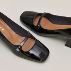 Babies à Talons Et Brides En Cuir Verni Noir -Xoxo Boutique 01W009016E.1694505023