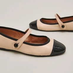 Ballerines à Brides En Cuir Verni Beige -Xoxo Boutique 01W009098E.1698942993