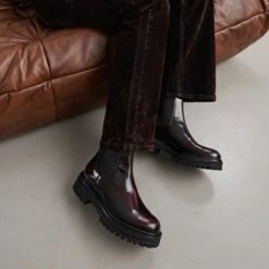 Boots à Semelles Crantées Et élastiques En Cuir Glacé Bordeaux -Xoxo Boutique 01W009102C.1698934250