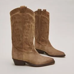 Bottes à Bouts Pointus Et Surpiqures Apparentes En Croute Taupe Foncée