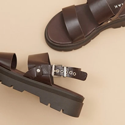 Sandales à Plateformes Et Lanières En Cuir Marron 7 Sandales à Plateformes Et Lanières En Cuir Marron – Image 5