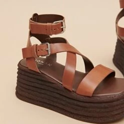 Sandales Compensées à Brides Et Boucles En Cuir Cognac -Xoxo Boutique 01W009150E.1708517182