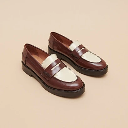 Mocassins En Cuir Glacé Marron Et écru 5 Mocassins En Cuir Glacé Marron Et écru – Image 3