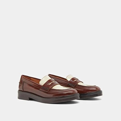 Mocassins En Cuir Glacé Marron Et écru 6 Mocassins En Cuir Glacé Marron Et écru – Image 4