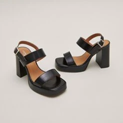 Sandales à Talons Hauts Et Double Brides En Cuir Noir