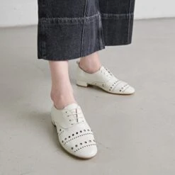 Richelieus à Lacets En Cuir écru -Xoxo Boutique 01W009188C.1708516814